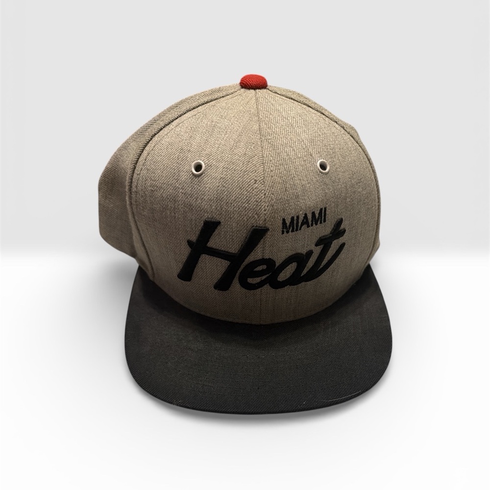 Mitchell & Ness Miami Heat SnapBack Hat